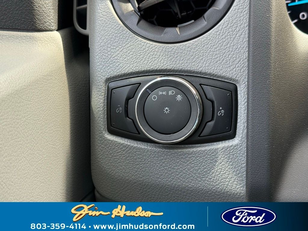 2026 Ford E-450SD Base