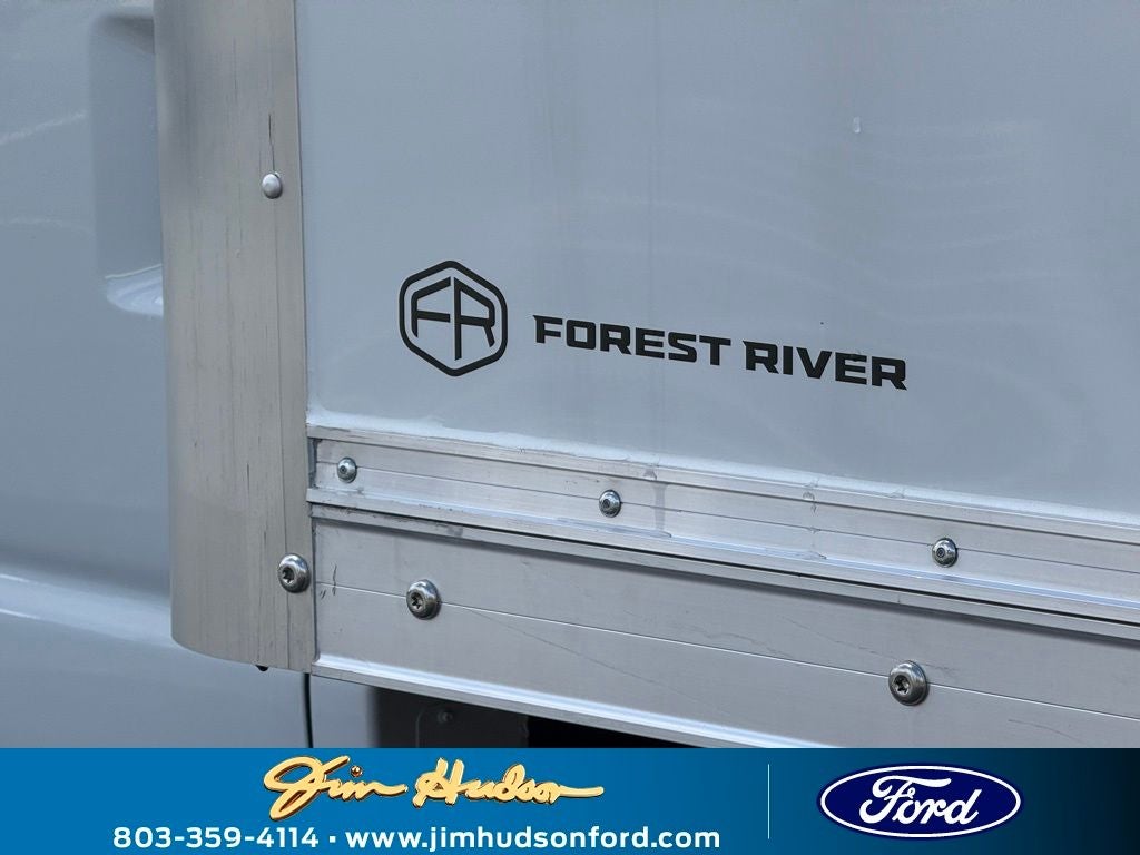 2026 Ford E-450SD Base