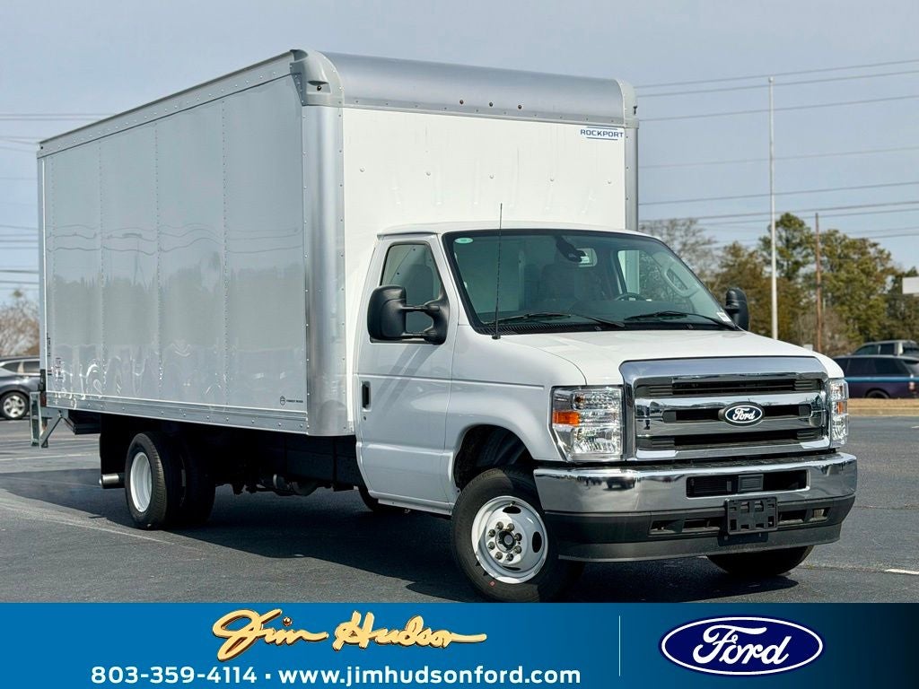 2026 Ford E-450SD Base