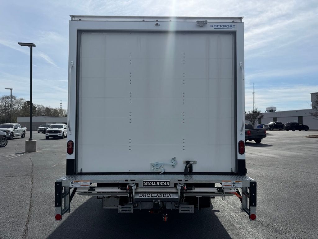 2026 Ford E-450SD Base