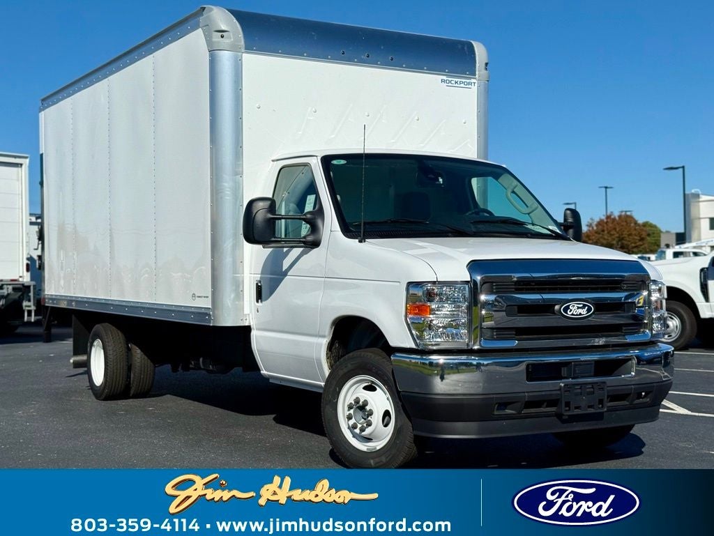 2026 Ford E-450SD Base