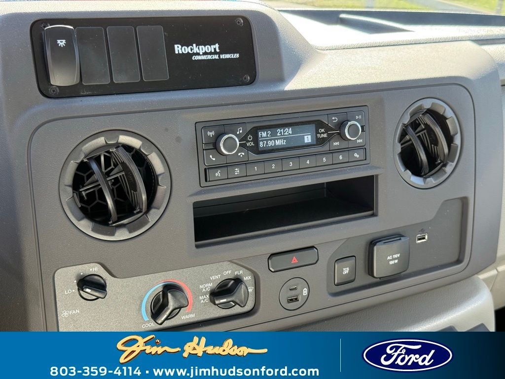 2026 Ford E-450SD Base