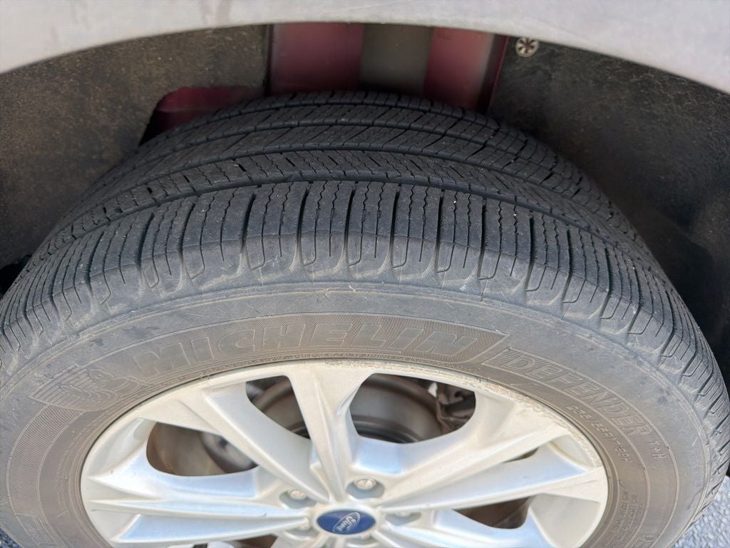 2017 Ford Escape SE BLUE CERTIFIED BLIS TECH PACKAGE
