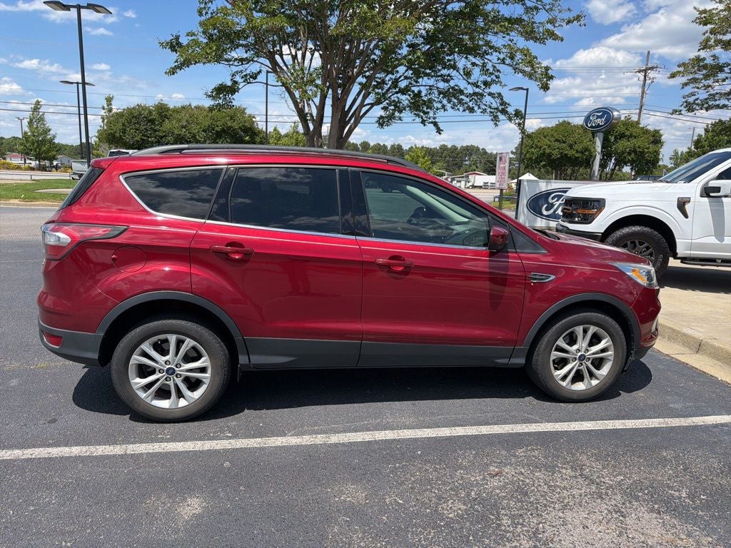 2017 Ford Escape SE BLUE CERTIFIED BLIS TECH PACKAGE