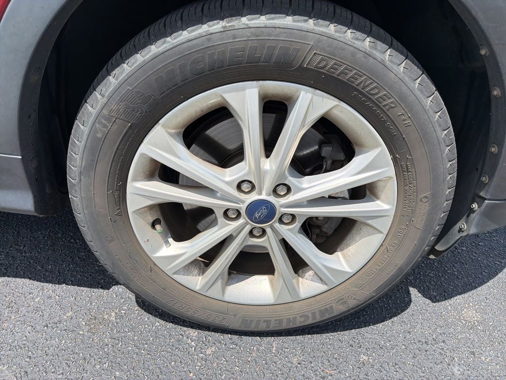 2017 Ford Escape SE BLUE CERTIFIED BLIS TECH PACKAGE