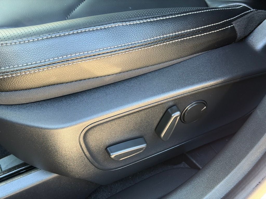 2025 Ford Escape Hybrid Platinum CERTIFIED PREM TECH PACKAGE