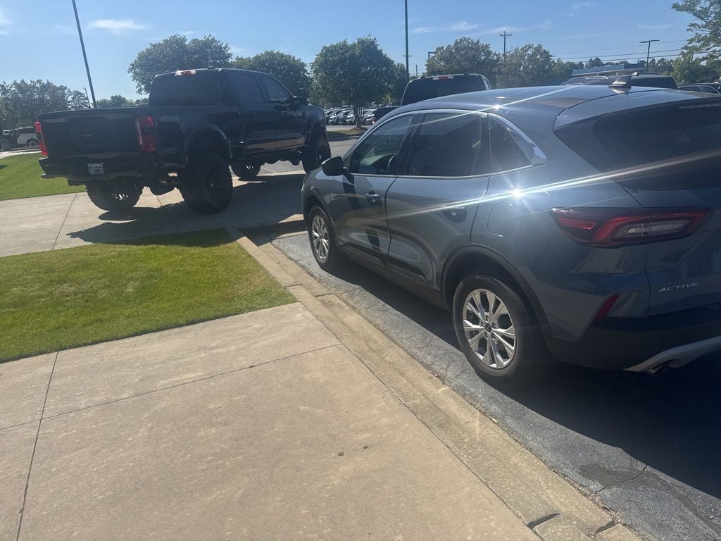 2023 Ford Escape Active CERTIFIED TECH 2 PACKAGE MAMORY/COLD PACKAGE