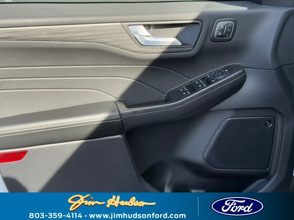 2026 Ford Escape Platinum