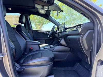 2024 Ford Escape ST-Line CERTIFIED PANO ROOF TECH PACKAGE HEATED SEATS