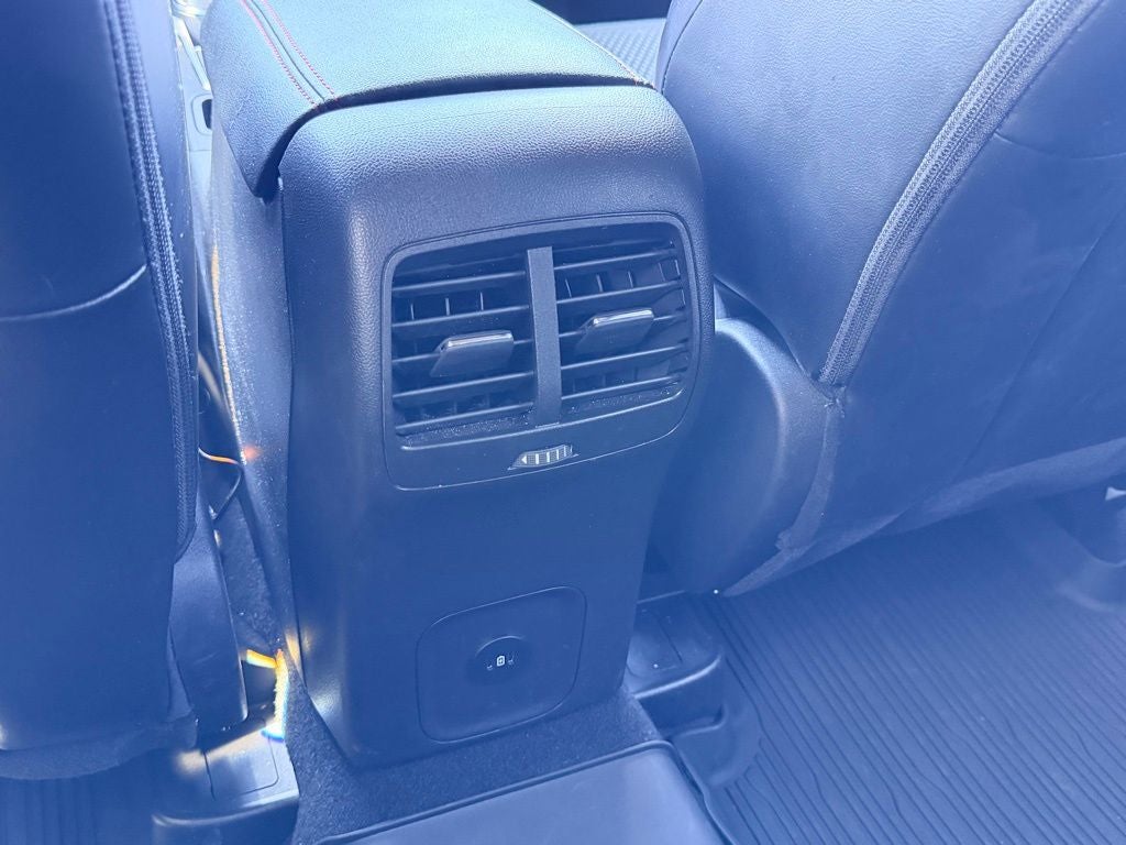 2024 Ford Escape ST-Line CERTIFIED PANO ROOF TECH PACKAGE HEATED SEATS