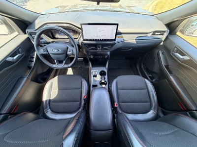 2024 Ford Escape ST-Line CERTIFIED PANO ROOF TECH PACKAGE HEATED SEATS