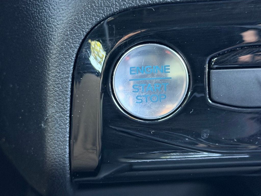 2024 Ford Escape ST-Line CERTIFIED PANO ROOF TECH PACKAGE HEATED SEATS