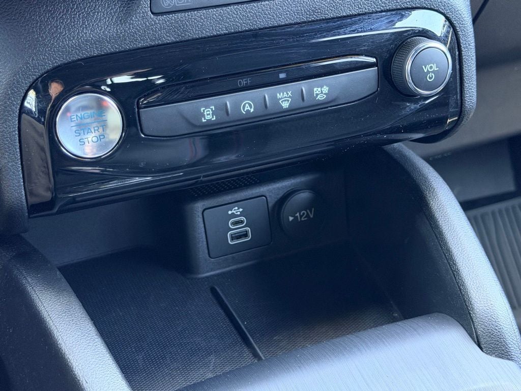 2024 Ford Escape ST-Line CERTIFIED PANO ROOF TECH PACKAGE HEATED SEATS