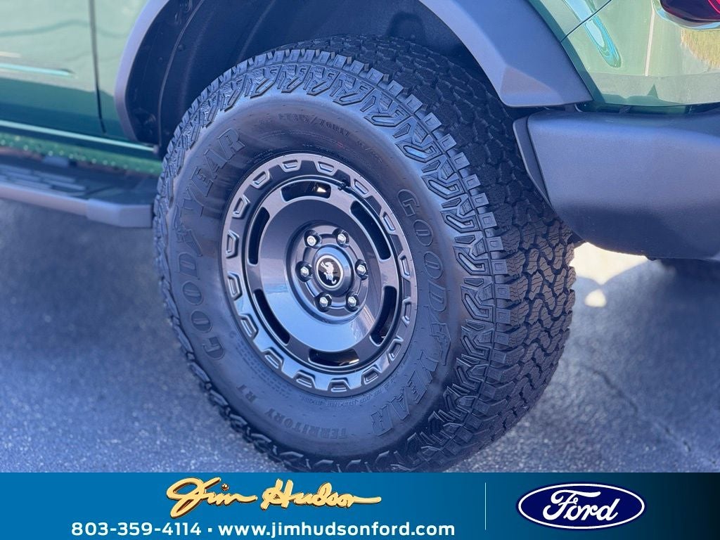 2025 Ford Bronco Base