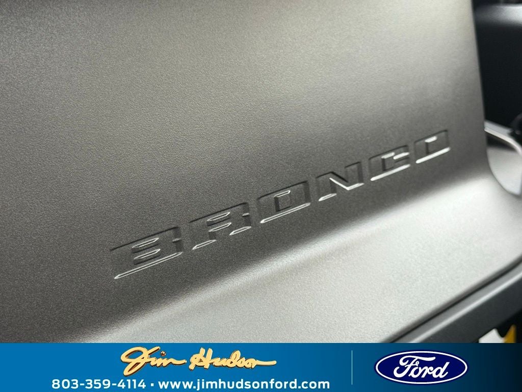 2025 Ford Bronco Base