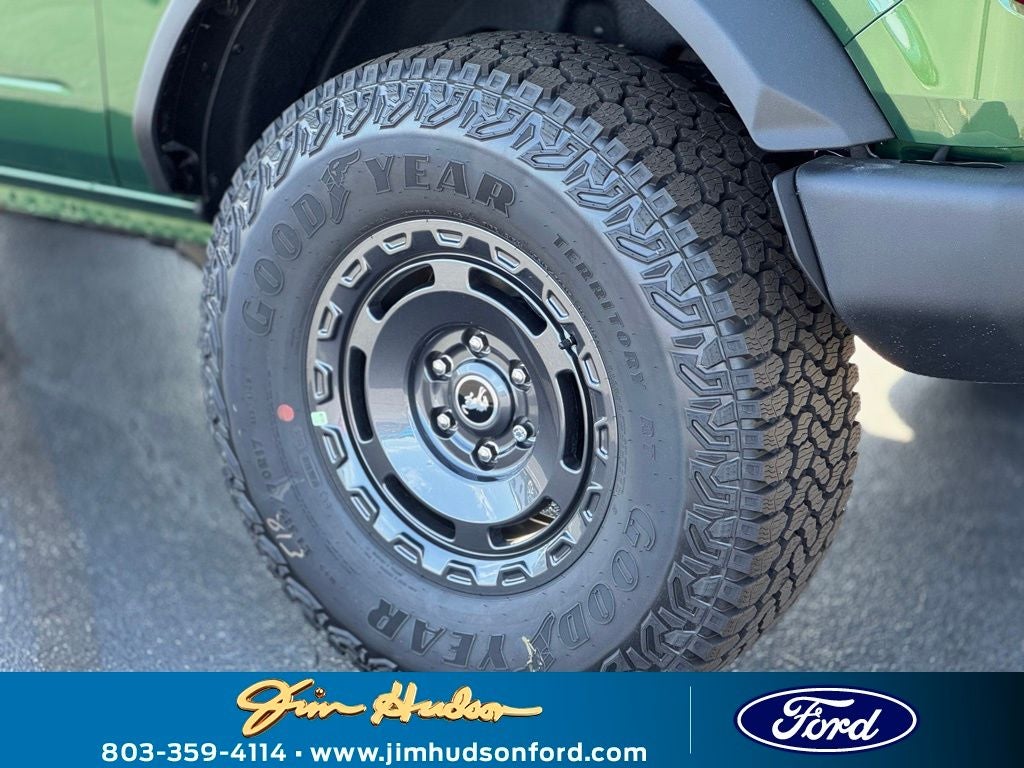 2025 Ford Bronco Base