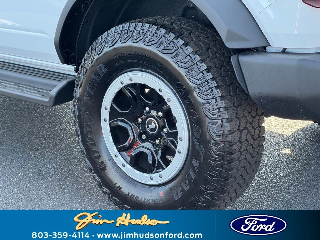 2025 Ford Bronco Base