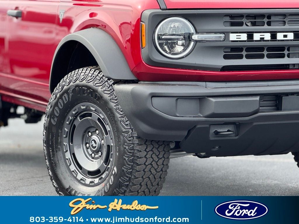 2025 Ford Bronco Base