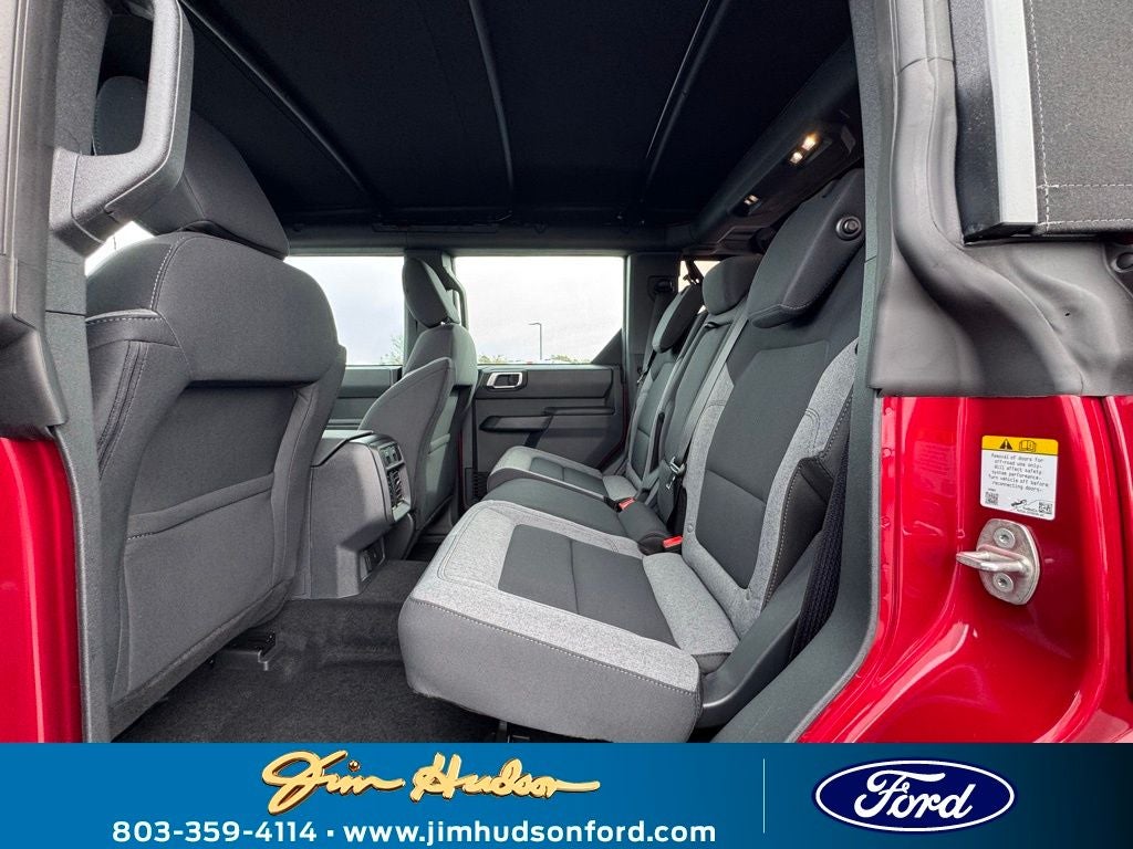 2025 Ford Bronco Base