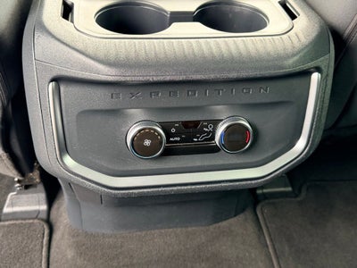 2025 Ford Expedition Max Active GOLD CERTIFIED NAVI 3RD ROW SEATING