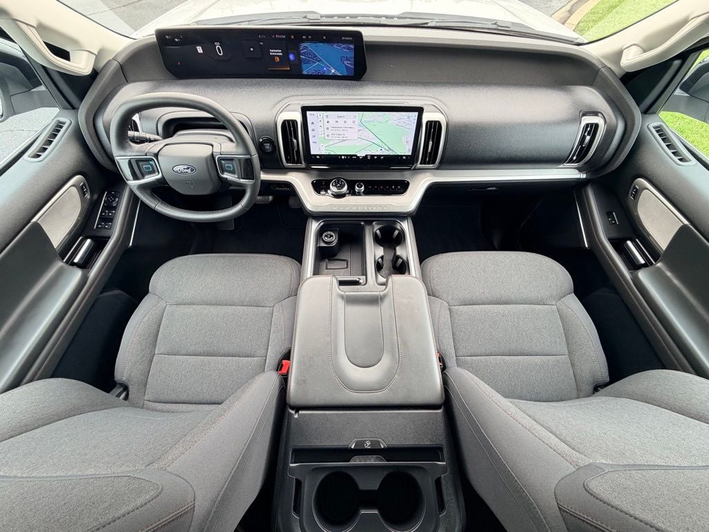2025 Ford Expedition Max Active GOLD CERTIFIED NAVI 3RD ROW SEATING