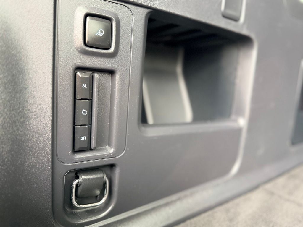 2025 Ford Expedition Max Active GOLD CERTIFIED NAVI 3RD ROW SEATING