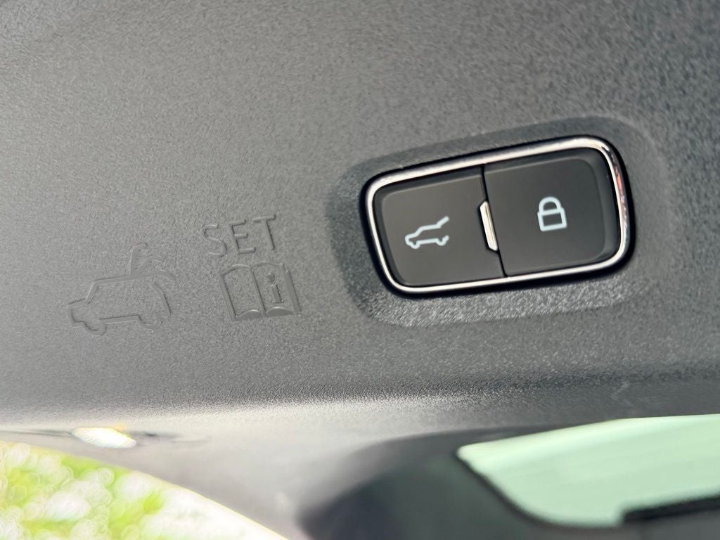 2025 Ford Expedition Max Active GOLD CERTIFIED NAVI 3RD ROW SEATING