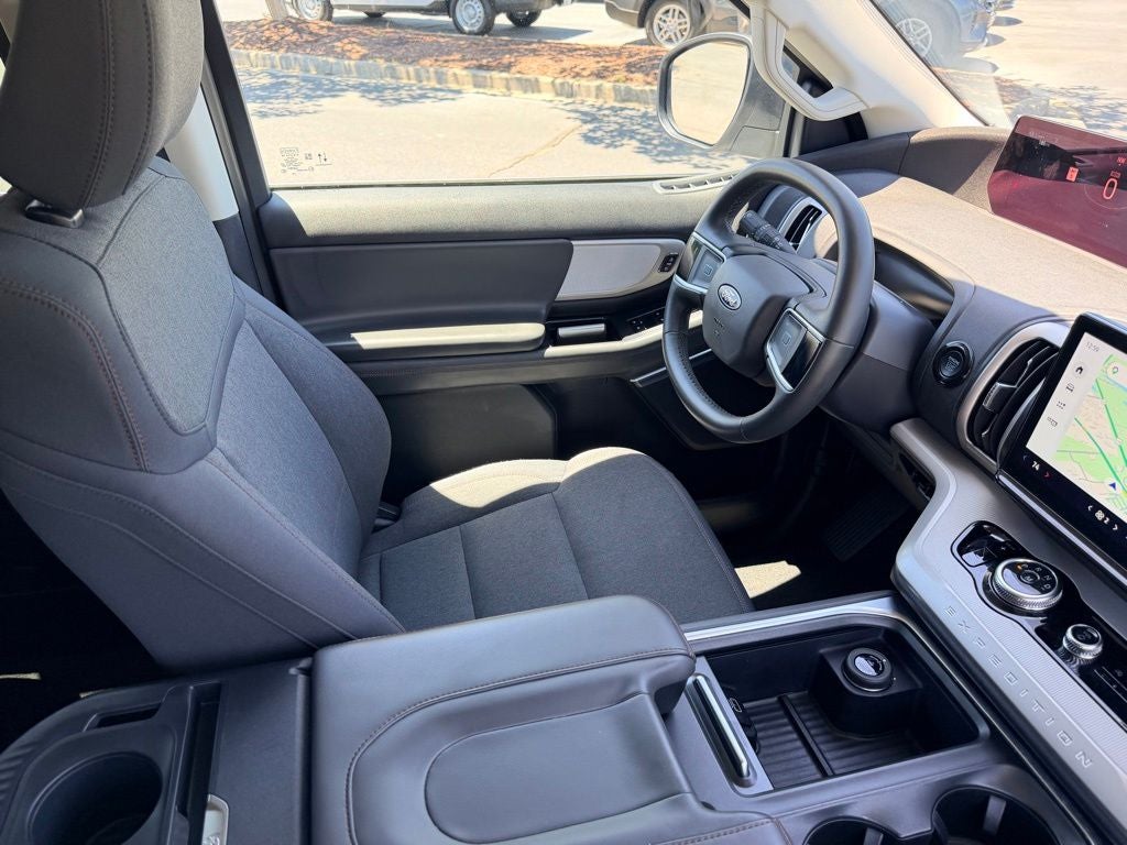 2025 Ford Expedition Max Active GOLD CERTIFIED NAVI