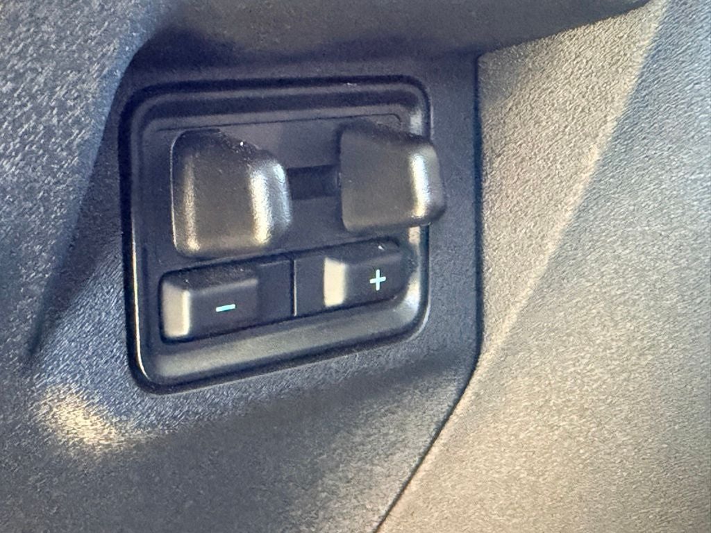 2025 Ford Expedition Max Active GOLD CERTIFIED NAVI