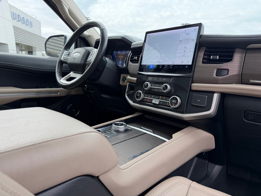 2024 Ford Expedition Max Limited CERTIFIED PANO ROOF FAMILY TIME