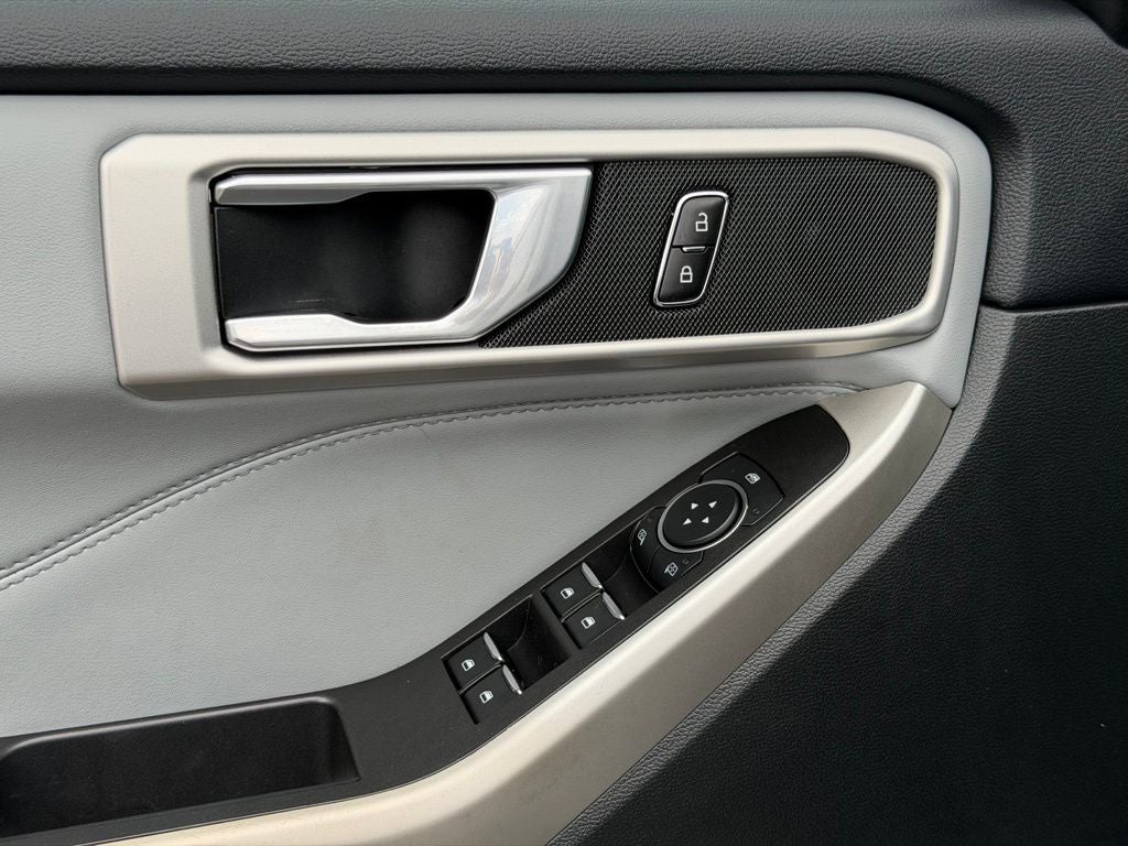 2023 Ford Explorer XLT CERTIFIED SPORT PACKAGE