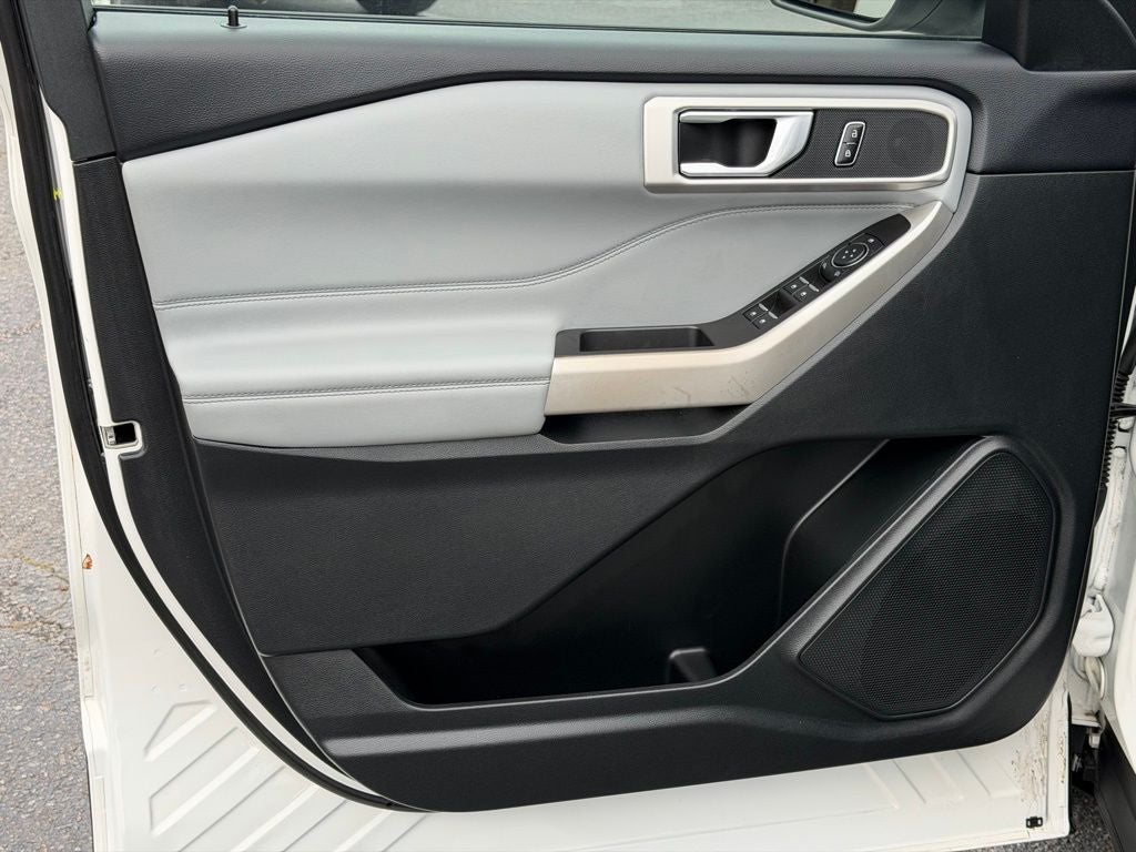 2023 Ford Explorer XLT CERTIFIED SPORT PACKAGE