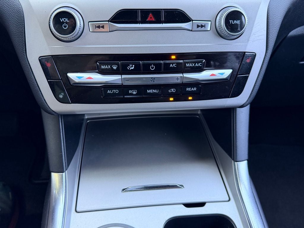 2023 Ford Explorer XLT CERTIFIED CO PILOT 360 ASSIST + NAVI