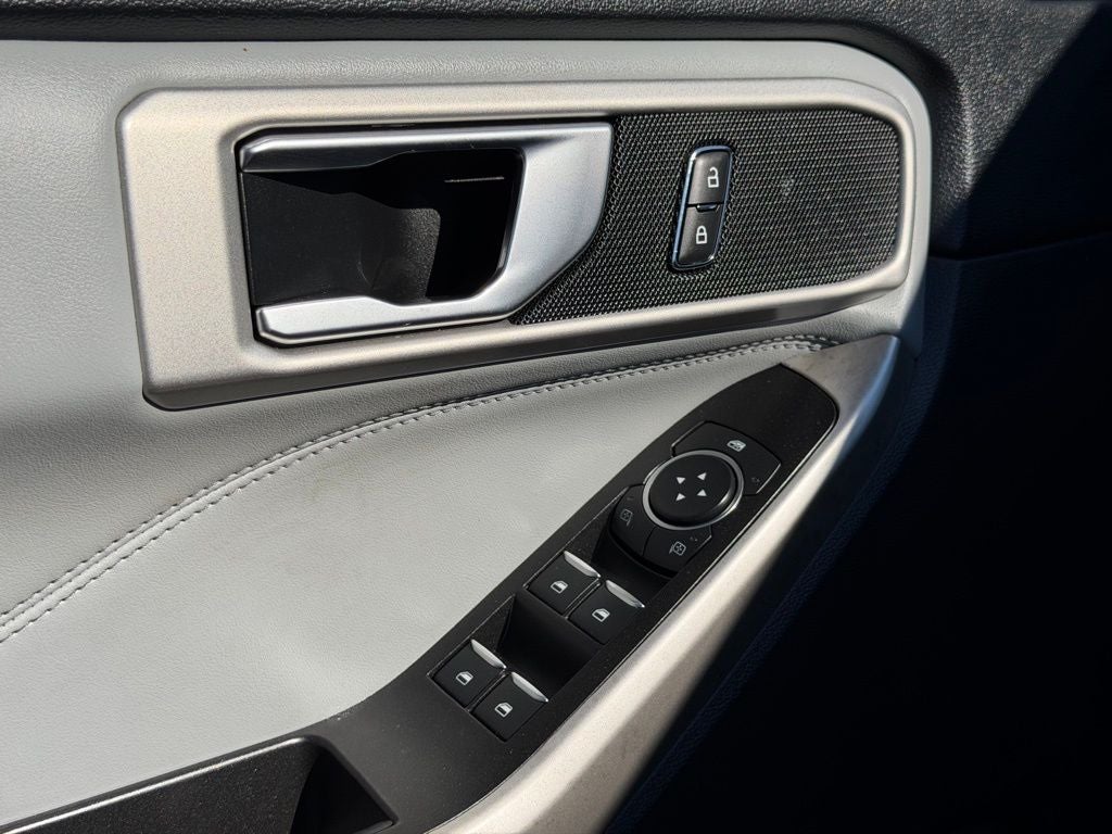 2022 Ford Explorer XLT GOLD CERTIFED CO PILOT 360 NAVI