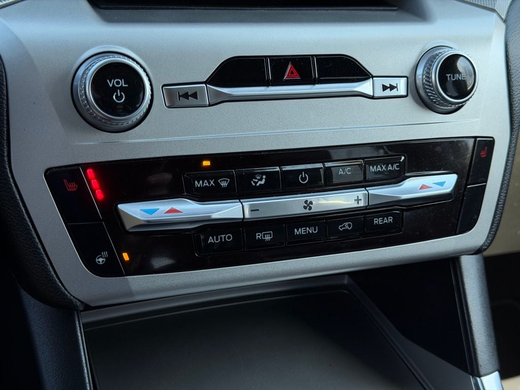 2022 Ford Explorer XLT GOLD CERTIFED CO PILOT 360 NAVI