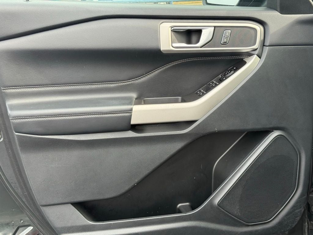 2023 Ford Explorer XLT CERTIFIED PANO ROOF HEATED SEATS