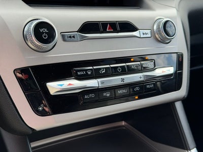 2023 Ford Explorer XLT GOLD CERTIFIED