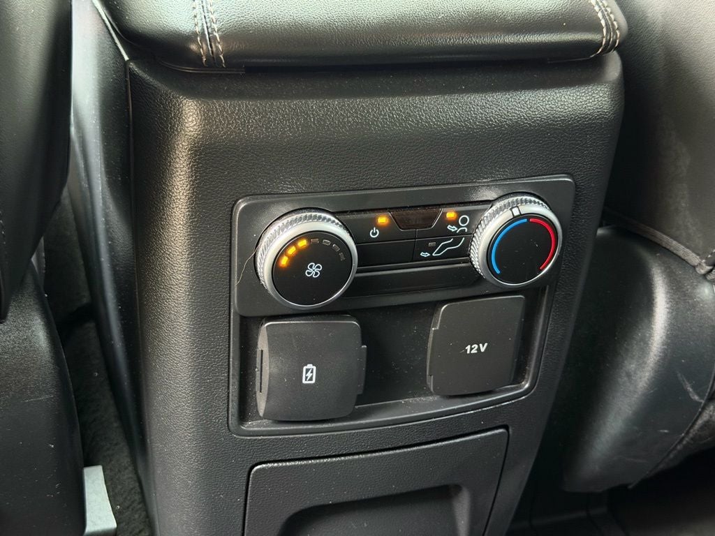 2022 Ford Explorer XLT GOLD CERTIFIED 3RD ROW SEATING