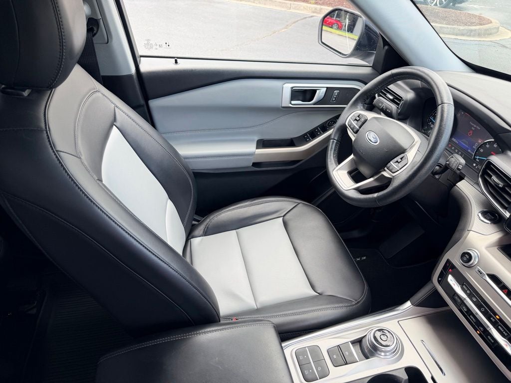 2023 Ford Explorer XLT CERTIFIED PANO ROOF CO PILOT 360 +