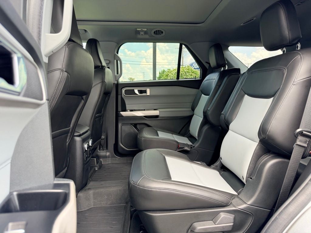 2023 Ford Explorer XLT CERTIFIED PANO ROOF CO PILOT 360 +