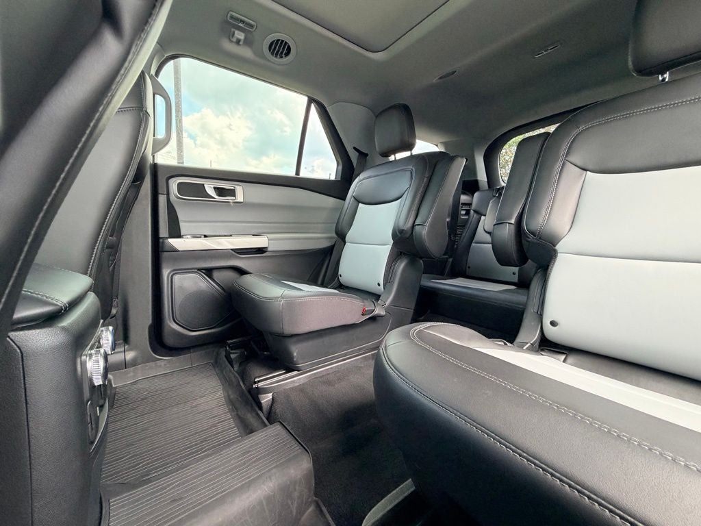 2023 Ford Explorer XLT CERTIFIED PANO ROOF CO PILOT 360 +
