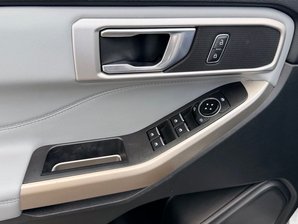 2023 Ford Explorer XLT CERTIFIED PANO ROOF CO PILOT 360 +