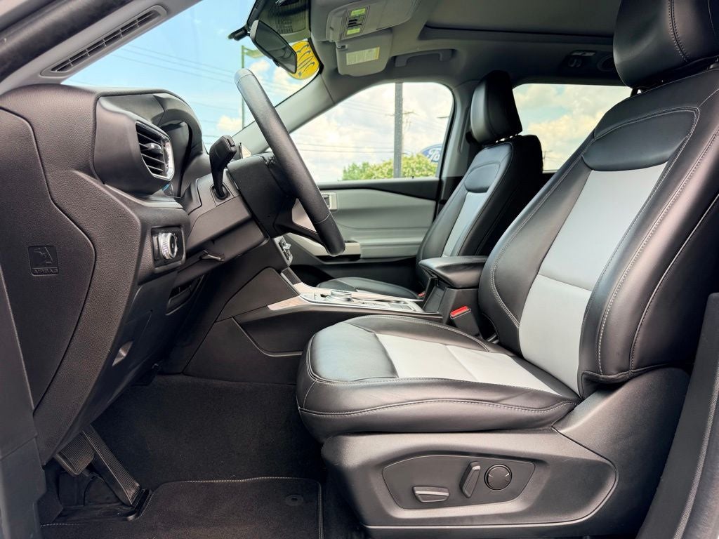 2023 Ford Explorer XLT CERTIFIED PANO ROOF CO PILOT 360 +
