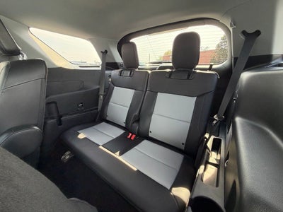 2023 Ford Explorer XLT GOLD CERTIFIED 2ND ROW BUCKETS