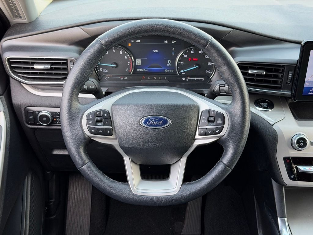 2023 Ford Explorer XLT GOLD CERTIFIED 2ND ROW BUCKETS