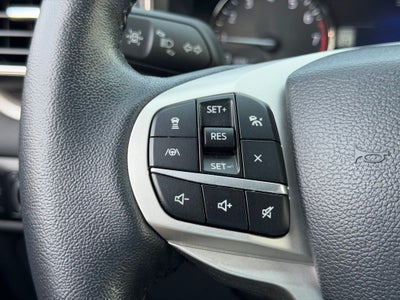 2023 Ford Explorer XLT GOLD CERTIFIED 2ND ROW BUCKETS