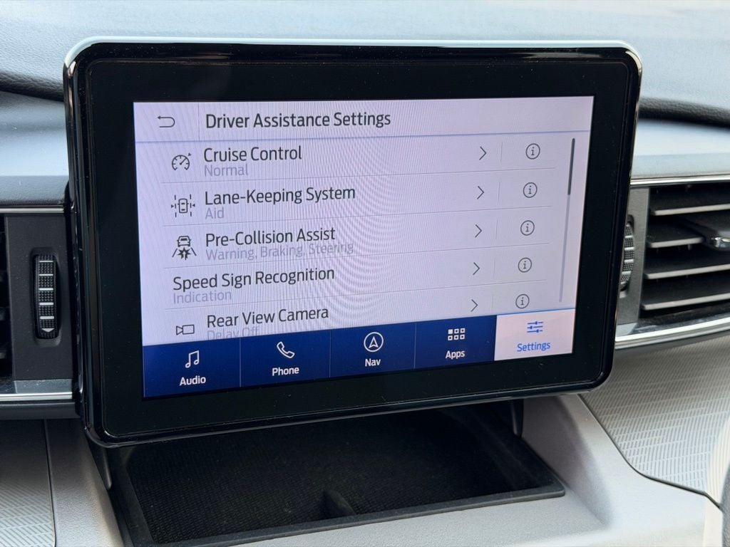 2023 Ford Explorer XLT GOLD CERTIFIED 2ND ROW BUCKETS