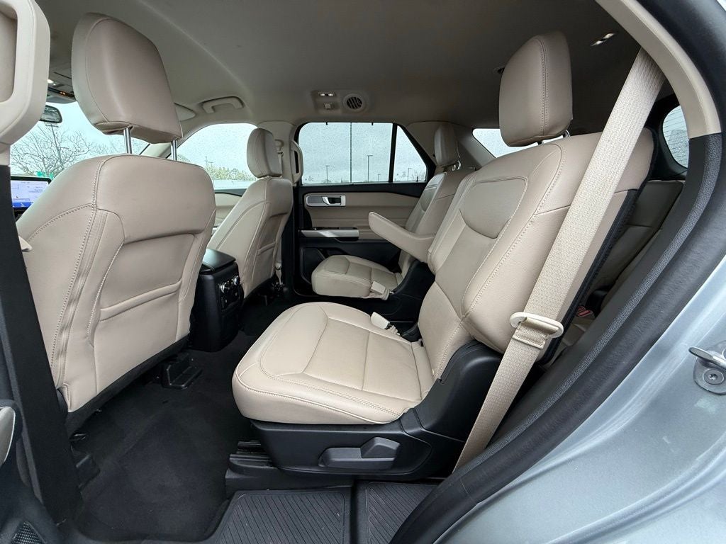 2023 Ford Explorer Limited CERTIFIED NAVI 2ND ROW BUCKETS HEATED COOLED SEATS