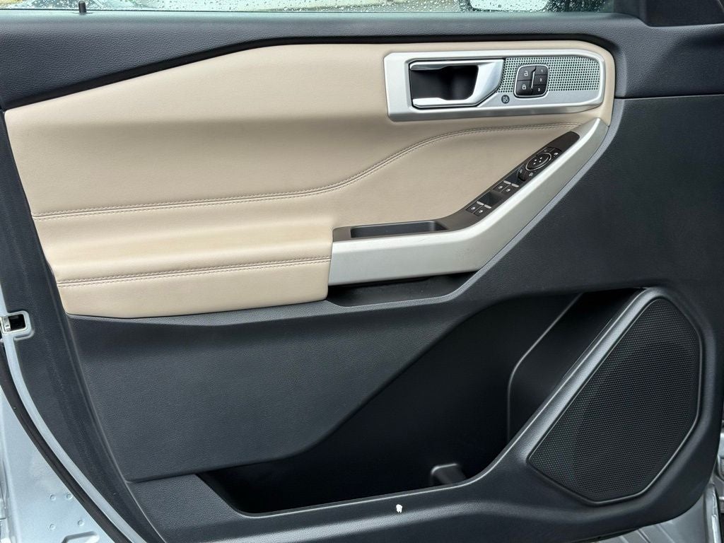 2023 Ford Explorer Limited CERTIFIED NAVI 2ND ROW BUCKETS HEATED COOLED SEATS