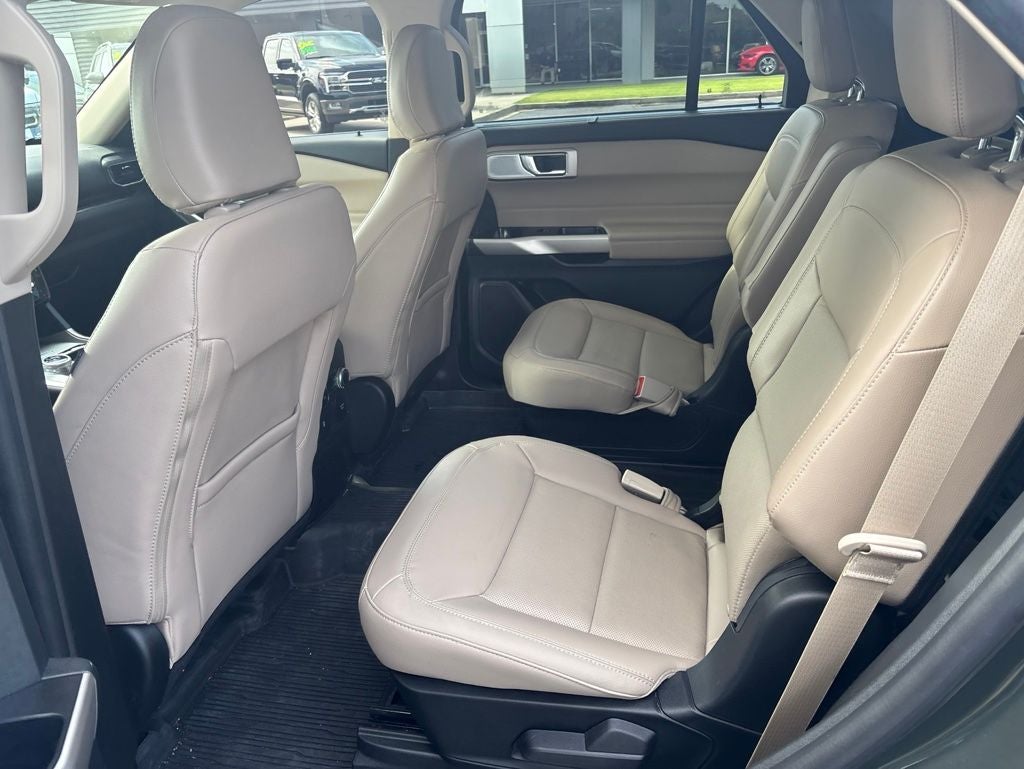 2024 Ford Explorer Limited CERTIFIED LOW MILES PANO ROOF TECH PACKAGE